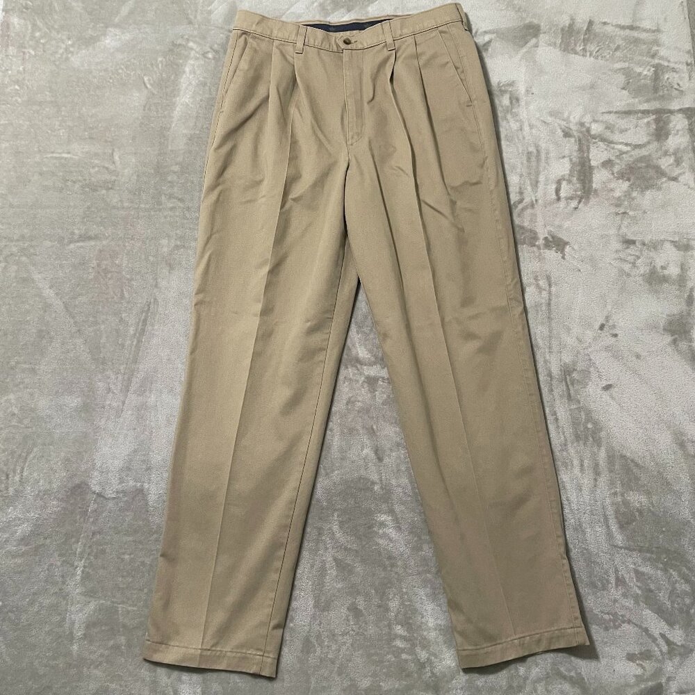 Dockers Classic Fit Pleated Khaki Pants Men's Size 36 x 34 Chino Tan